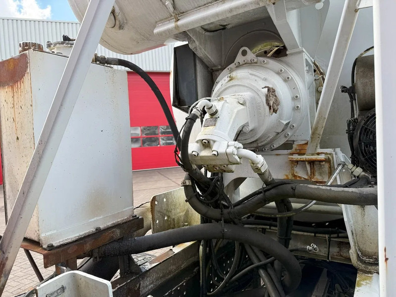Příslušenství Liebherr 804 FSL 804 FSL / 8m³ / WATERTANK 500 LITER / POMP NOT INCLUDED / ! EMPTY ! / 2015: obrázek 13