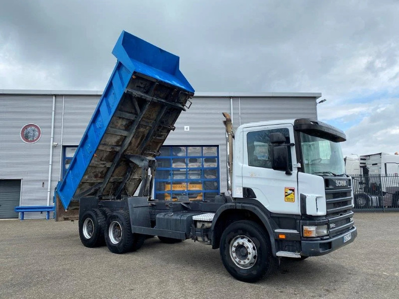 Scania 114-340 / 6X4 / 2 SIDE TIPPER / BIG AXLE / FULL-STEEL / DRUM BRAKES / MANUAL / 1999 - Sklápěč: obrázek 5 Scania 114-340 / 6X4 / 2 SIDE TIPPER / BIG AXLE / FULL-STEEL / DRUM BRAKES / MANUAL / 1999 - Sklápěč: obrázek 5