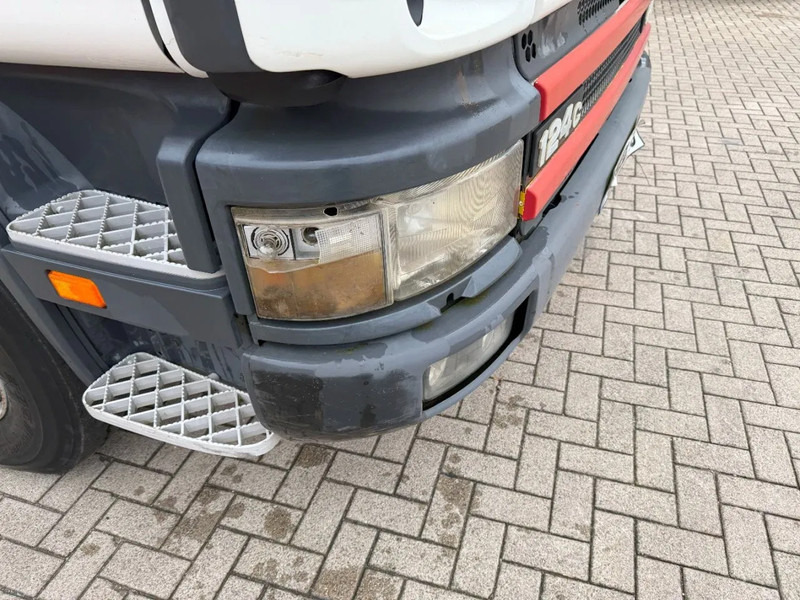 Podvozek s kabinou Scania 124-420 / ENGINE RUNNING / RETARDER / BIG AXLE / FULL-STEEL / ONLY: 540918 KM / OLD TACHO / AIRCO / MANUAL / EURO-3 / 2002: obrázek 8 Podvozek s kabinou Scania 124-420 / ENGINE RUNNING / RETARDER / BIG AXLE / FULL-STEEL / ONLY: 540918 KM / OLD TACHO / AIRCO / MANUAL / EURO-3 / 2002: obrázek 8
