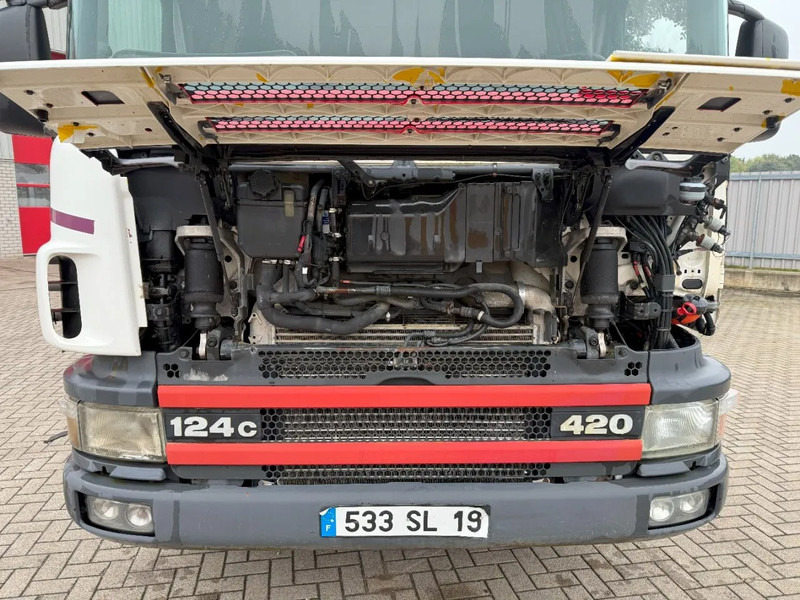 Podvozek s kabinou Scania 124-420 / ENGINE RUNNING / RETARDER / BIG AXLE / FULL-STEEL / ONLY: 540918 KM / OLD TACHO / AIRCO / MANUAL / EURO-3 / 2002: obrázek 6 Podvozek s kabinou Scania 124-420 / ENGINE RUNNING / RETARDER / BIG AXLE / FULL-STEEL / ONLY: 540918 KM / OLD TACHO / AIRCO / MANUAL / EURO-3 / 2002: obrázek 6