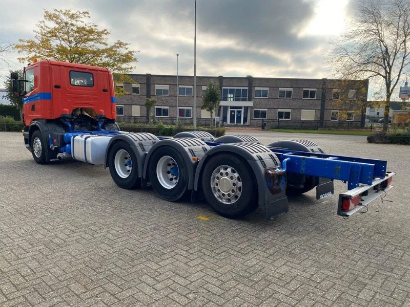 Scania G400 / 8X4 / 9TON FRONT AXLE / PTO / LIFT+LENKACHSE / ALCOA'S / AIRCO / MANUAL / EURO-5 / 2011 - Podvozek s kabinou: obrázek 3 Scania G400 / 8X4 / 9TON FRONT AXLE / PTO / LIFT+LENKACHSE / ALCOA'S / AIRCO / MANUAL / EURO-5 / 2011 - Podvozek s kabinou: obrázek 3