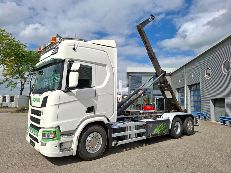 Scania NGS R500 / RETARDER / AJK HOOK 22 TON / LIFT+LENKACHSE / TUV:17-06-2026 / NAVI / LWDS / ALCOA / LEATHER / AUTOMATIC / EURO-6 / 2 - Hákový nosič kontejnerů: obrázek 1 Scania NGS R500 / RETARDER / AJK HOOK 22 TON / LIFT+LENKACHSE / TUV:17-06-2026 / NAVI / LWDS / ALCOA / LEATHER / AUTOMATIC / EURO-6 / 2 - Hákový nosič kontejnerů: obrázek 1