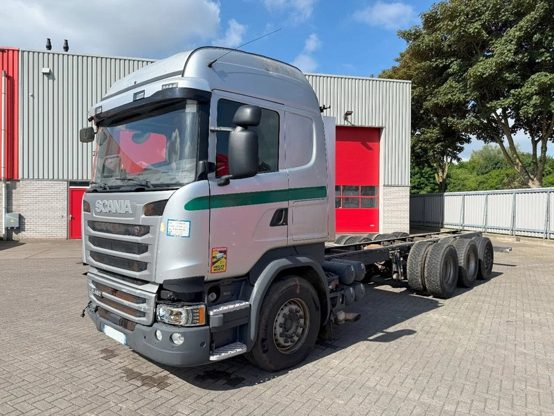 Scania R490 / 8X4 / ENGINE RUNNING / RETARDER / 9 TON FRONT AXLE / LIFT+LENKACHSE / AUTOMATIC / EURO-6 / 2017 - Podvozek s kabinou: obrázek 1 Scania R490 / 8X4 / ENGINE RUNNING / RETARDER / 9 TON FRONT AXLE / LIFT+LENKACHSE / AUTOMATIC / EURO-6 / 2017 - Podvozek s kabinou: obrázek 1