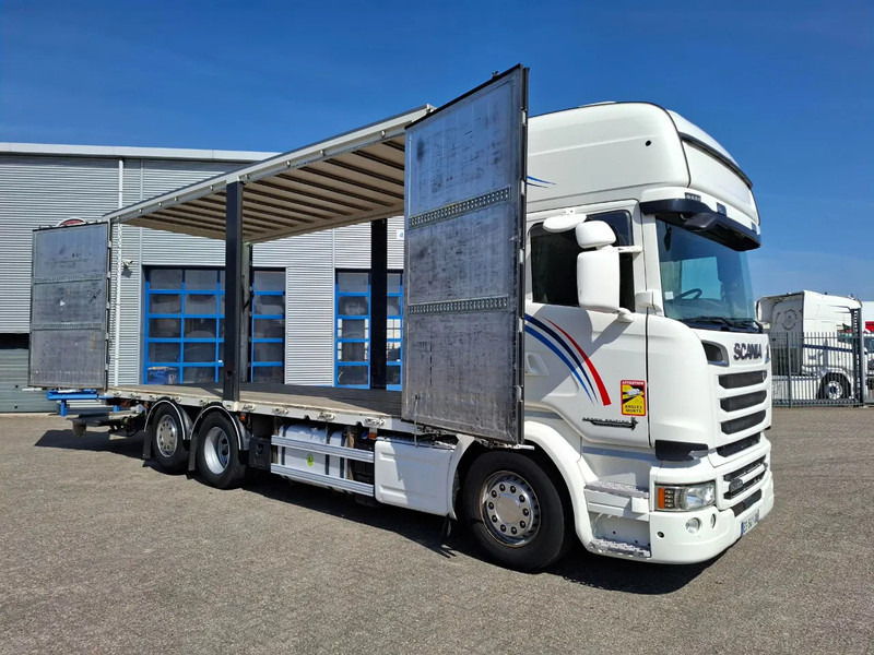 Scania R580 V8 / RETARDER / DOUBLE TANK / PARKCOOL / FULL-AIR / 2SIDE OPEN / PLATFORM 1500 KG / TUV:20-10-2025 / NAVI / LWDS / FRIDGE / - Skříňový nákladní auto: obrázek 4 Scania R580 V8 / RETARDER / DOUBLE TANK / PARKCOOL / FULL-AIR / 2SIDE OPEN / PLATFORM 1500 KG / TUV:20-10-2025 / NAVI / LWDS / FRIDGE / - Skříňový nákladní auto: obrázek 4