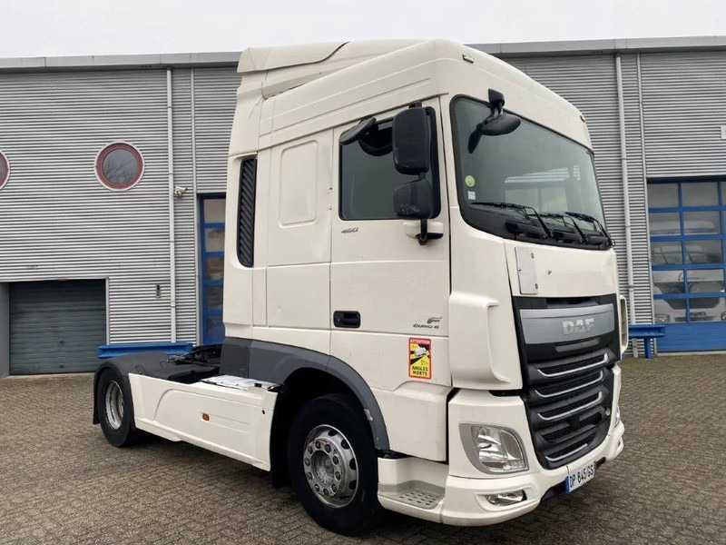 DAF XF106-460 / AUTOMATIC / DEB / PARKCOOL / AIRCO / EURO-6 / 2015 - Tahač: obrázek 2 DAF XF106-460 / AUTOMATIC / DEB / PARKCOOL / AIRCO / EURO-6 / 2015 - Tahač: obrázek 2