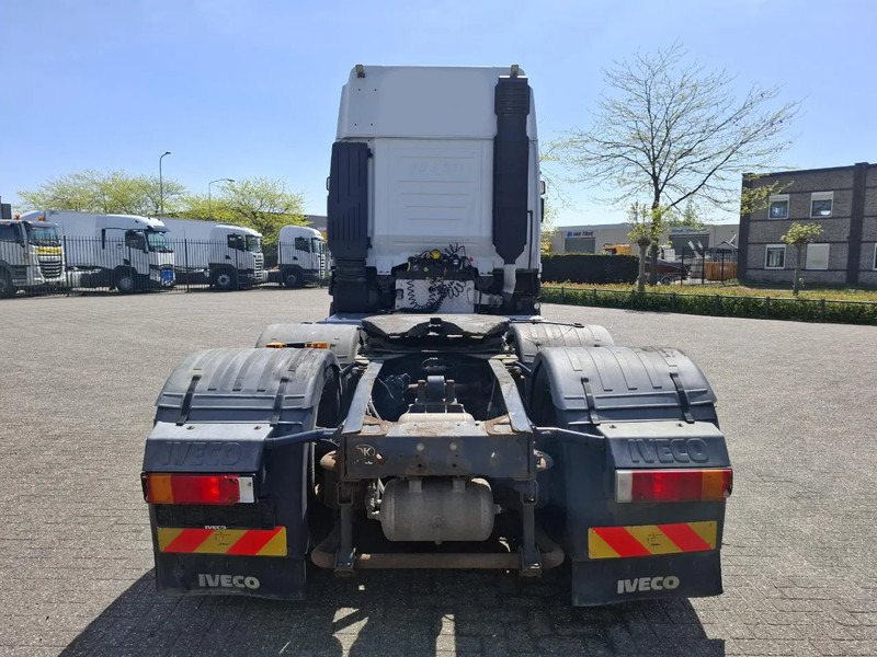 Iveco Stralis 440 / HYDRAULICS / BOOGIE / FRIDGE / 2XBED / 620664 KM / AIRCO / AUTOMATIC / EURO-6 / 2015 - Tahač: obrázek 4 Iveco Stralis 440 / HYDRAULICS / BOOGIE / FRIDGE / 2XBED / 620664 KM / AIRCO / AUTOMATIC / EURO-6 / 2015 - Tahač: obrázek 4