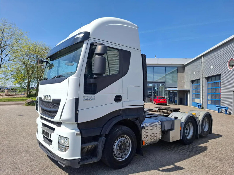 Iveco Stralis 440 / HYDRAULICS / BOOGIE / FRIDGE / 2XBED / 620664 KM / AIRCO / AUTOMATIC / EURO-6 / 2015 - Tahač: obrázek 1 Iveco Stralis 440 / HYDRAULICS / BOOGIE / FRIDGE / 2XBED / 620664 KM / AIRCO / AUTOMATIC / EURO-6 / 2015 - Tahač: obrázek 1