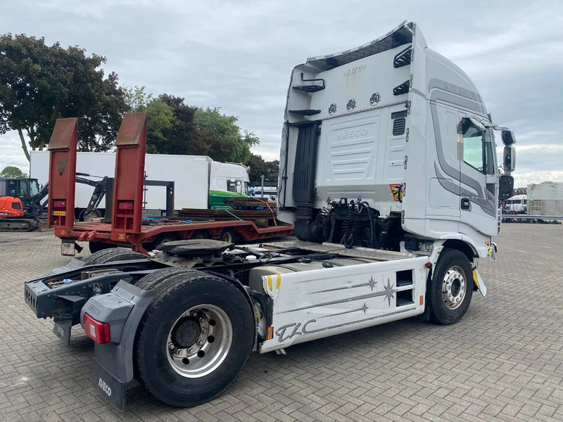 Iveco Stralis 570 XP / ENGINE RUNNING / INTARDER / PARKCOOL / DOUBLE TANK / NAVI / LEATHER / ONLY:749717 KM / ALCOA / EURO-6 / 2017 - Tahač: obrázek 5 Iveco Stralis 570 XP / ENGINE RUNNING / INTARDER / PARKCOOL / DOUBLE TANK / NAVI / LEATHER / ONLY:749717 KM / ALCOA / EURO-6 / 2017 - Tahač: obrázek 5
