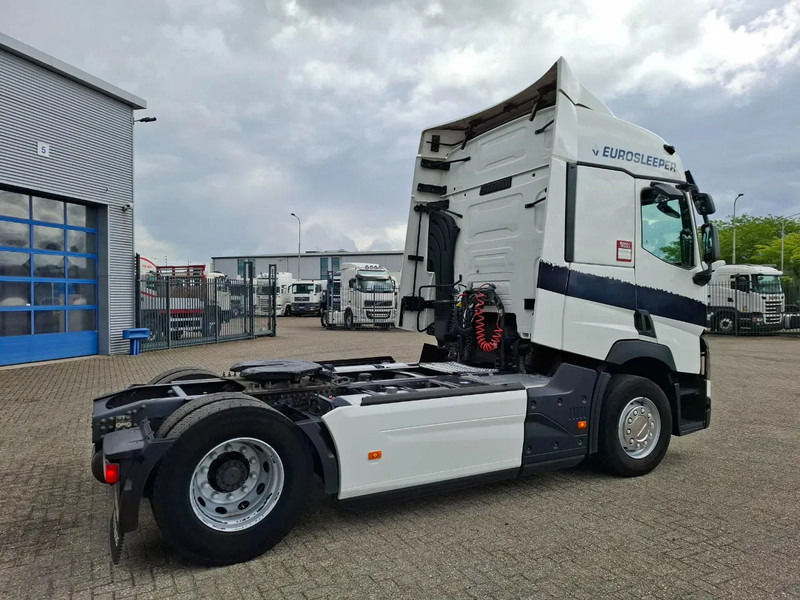 Renault T460 Comfort / CLEAN NL TRUCK / TUV:12-02-2026 / DOUBLE TANK / ACC / LWDS / FRIDGE / 2XBED / AUTOMATIC / EURO-6 / 2019 - Tahač: obrázek 5 Renault T460 Comfort / CLEAN NL TRUCK / TUV:12-02-2026 / DOUBLE TANK / ACC / LWDS / FRIDGE / 2XBED / AUTOMATIC / EURO-6 / 2019 - Tahač: obrázek 5