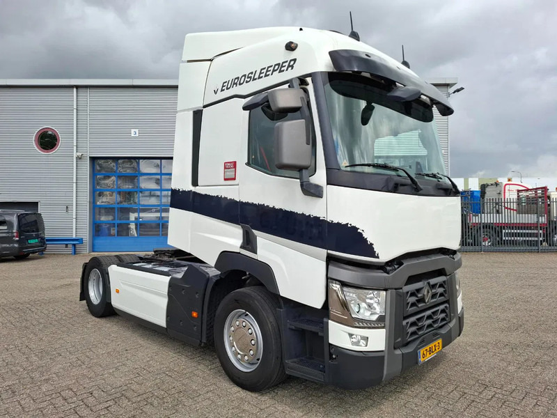 Renault T460 Comfort / CLEAN NL TRUCK / TUV:12-02-2026 / DOUBLE TANK / ACC / LWDS / FRIDGE / 2XBED / AUTOMATIC / EURO-6 / 2019 - Tahač: obrázek 2 Renault T460 Comfort / CLEAN NL TRUCK / TUV:12-02-2026 / DOUBLE TANK / ACC / LWDS / FRIDGE / 2XBED / AUTOMATIC / EURO-6 / 2019 - Tahač: obrázek 2