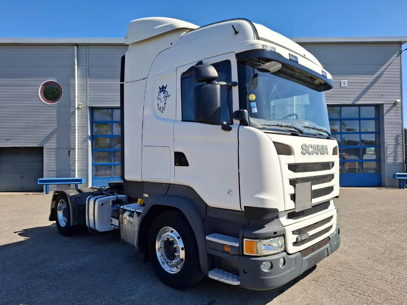 Scania R490 / RETARDER / HYDRAULICS / ALCOA / 2XBED / FRIDGE / AUTOMATIC / EURO-6 / 2014 - Tahač: obrázek 2 Scania R490 / RETARDER / HYDRAULICS / ALCOA / 2XBED / FRIDGE / AUTOMATIC / EURO-6 / 2014 - Tahač: obrázek 2