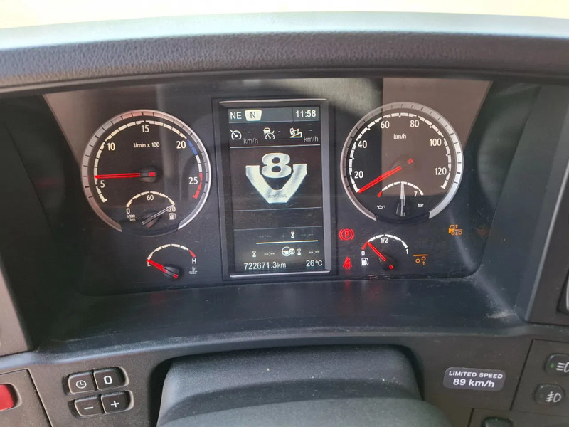 Tahač Scania R520 V8 / RETARDER / BOOGIE / FULL-AIR / ACC / LWDS / LEATHER / NAVI / XENON / FRIDGE / AUTOMATIC / EURO-6 / 2015: obrázek 20