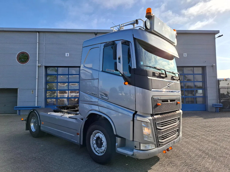 Volvo FH4-460 / HYDRAULICS / VEB+ / TUV:21-08-2025 / FRIDGE / AUTOMATIC / EURO-6 / 2015 - Tahač: obrázek 2 Volvo FH4-460 / HYDRAULICS / VEB+ / TUV:21-08-2025 / FRIDGE / AUTOMATIC / EURO-6 / 2015 - Tahač: obrázek 2