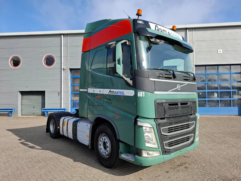 Volvo FH4-460 / VEB+ / DOUBLE TANK / FRIDGE / AIRCO / AUTOMATIC / EURO-6 / 2014 - Tahač: obrázek 2 Volvo FH4-460 / VEB+ / DOUBLE TANK / FRIDGE / AIRCO / AUTOMATIC / EURO-6 / 2014 - Tahač: obrázek 2