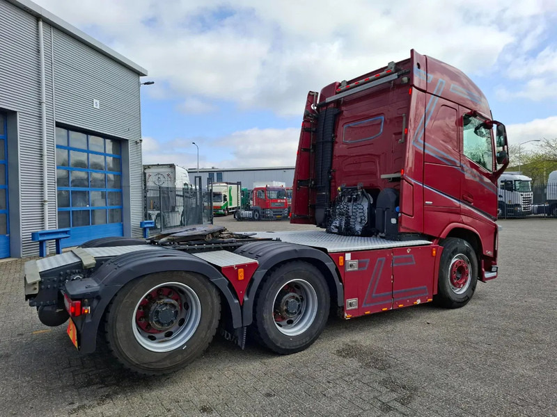 Volvo FH4-540 / 6X4 / BIG AXLE / HYDRAULICS / VEB+ / DYNAMIC STEERING / NAVI / ACC / LWDS / FULL-AIR / LEATHER / AUTOMATIC / EURO-6 / - Tahač: obrázek 5 Volvo FH4-540 / 6X4 / BIG AXLE / HYDRAULICS / VEB+ / DYNAMIC STEERING / NAVI / ACC / LWDS / FULL-AIR / LEATHER / AUTOMATIC / EURO-6 / - Tahač: obrázek 5