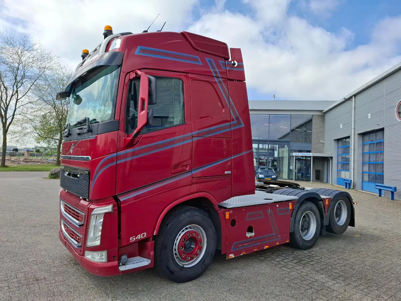 Volvo FH4-540 / 6X4 / BIG AXLE / HYDRAULICS / VEB+ / DYNAMIC STEERING / NAVI / ACC / LWDS / FULL-AIR / LEATHER / AUTOMATIC / EURO-6 / - Tahač: obrázek 1 Volvo FH4-540 / 6X4 / BIG AXLE / HYDRAULICS / VEB+ / DYNAMIC STEERING / NAVI / ACC / LWDS / FULL-AIR / LEATHER / AUTOMATIC / EURO-6 / - Tahač: obrázek 1