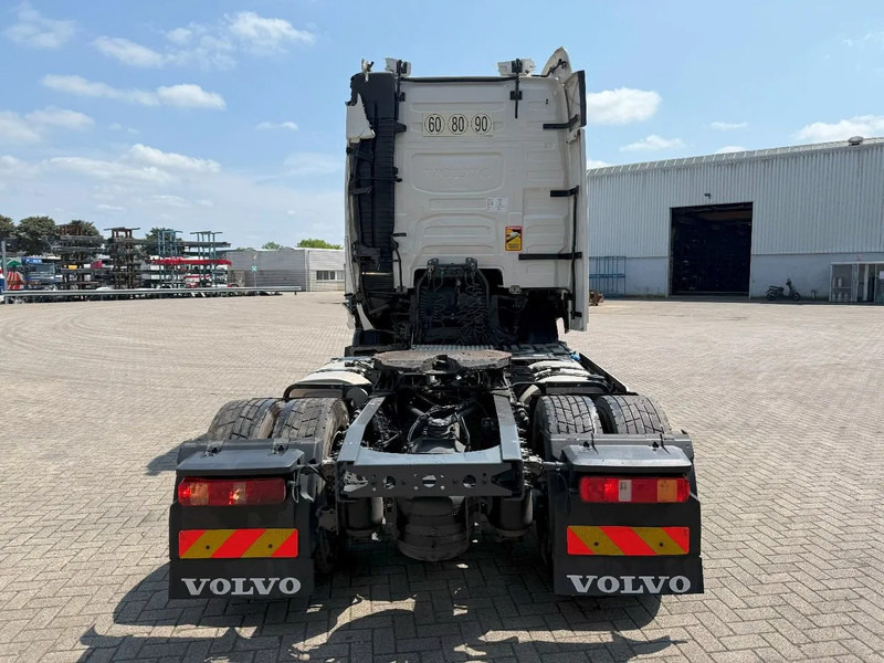 Volvo FH5-500 / ENGINE RUNNING / TURBO COMPOUND / ONLY:434243 KM / VEB+ / PARKCOOL / DOUBLE TANK / EURO-6 / 2021 - Tahač: obrázek 4 Volvo FH5-500 / ENGINE RUNNING / TURBO COMPOUND / ONLY:434243 KM / VEB+ / PARKCOOL / DOUBLE TANK / EURO-6 / 2021 - Tahač: obrázek 4