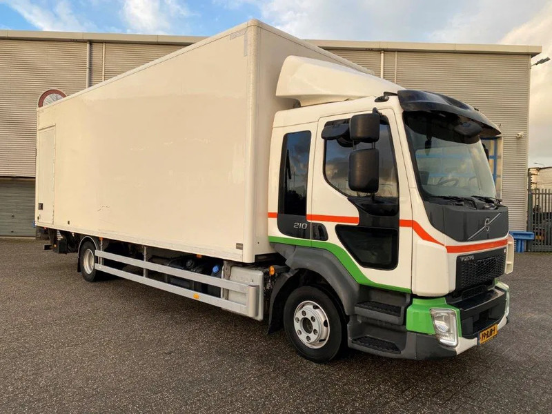 Volvo FL5-210 / NL TRUCK / ONLY:495823 KM / PLATFORM 1500 KG / AUTOMATIC / EURO-6 / 2017 - Skříňový nákladní auto: obrázek 2 Volvo FL5-210 / NL TRUCK / ONLY:495823 KM / PLATFORM 1500 KG / AUTOMATIC / EURO-6 / 2017 - Skříňový nákladní auto: obrázek 2
