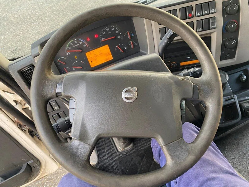 Skříňový nákladní auto Volvo FL5-210 / NL TRUCK / ONLY:495823 KM / PLATFORM 1500 KG / AUTOMATIC / EURO-6 / 2017: obrázek 18