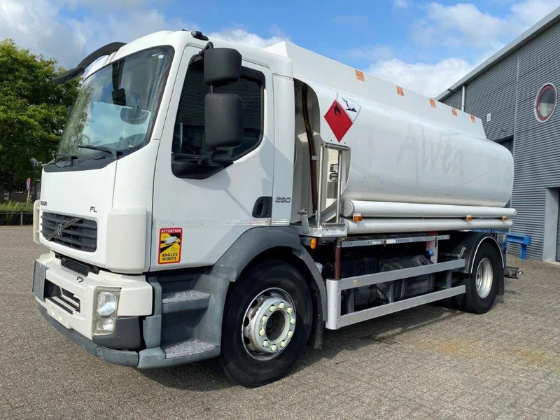 Volvo FL7-290 / 5 COMPARTIMENTS / 13000 LITER TOTAL / PUMP / ONLY:288120 KM / AUTOMATIC / EURO-5 / 2009 - Cisternové vozidlo: obrázek 1 Volvo FL7-290 / 5 COMPARTIMENTS / 13000 LITER TOTAL / PUMP / ONLY:288120 KM / AUTOMATIC / EURO-5 / 2009 - Cisternové vozidlo: obrázek 1
