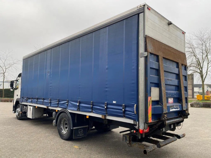 Volvo FM11-330 / LOW KM'S:472120 KM / LWDS / FULL-AIR / NAVI / CURTAIN SAILS / PLATFORM 2500KG / AUTOMATIC / EURO-6 / 2016 - Plachtový nákladní auto: obrázek 3 Volvo FM11-330 / LOW KM'S:472120 KM / LWDS / FULL-AIR / NAVI / CURTAIN SAILS / PLATFORM 2500KG / AUTOMATIC / EURO-6 / 2016 - Plachtový nákladní auto: obrázek 3