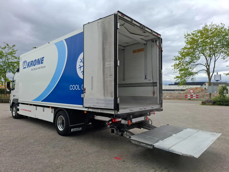 Volvo FM11-330 / VEB / LWDS / ONLY:442862 KM / CARRIER SUPRA 1250 / DOPPELSTOCK / PLATFORM 2TON / DATALOG / FULL-AIR / TOP CONDITION / - Izotermický nákladní automobil: obrázek 3 Volvo FM11-330 / VEB / LWDS / ONLY:442862 KM / CARRIER SUPRA 1250 / DOPPELSTOCK / PLATFORM 2TON / DATALOG / FULL-AIR / TOP CONDITION / - Izotermický nákladní automobil: obrázek 3