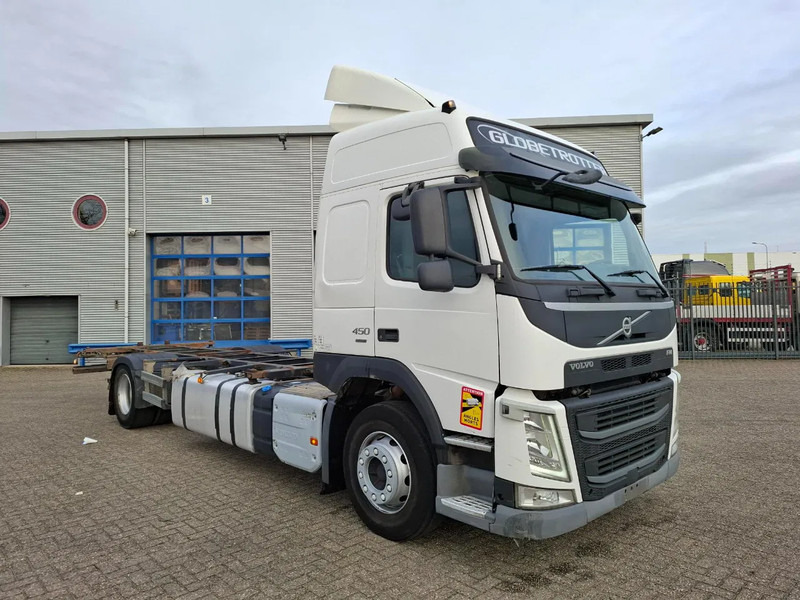 Volvo FM11-450 / VEB / FULL-AIR / 706585 KM / LWDS / AIRCO / BDF SYSTEM / AUTOMATIC / EURO-6 / 2016 - Kontejnérový podvozek/ Výměnná nástavba: obrázek 2 Volvo FM11-450 / VEB / FULL-AIR / 706585 KM / LWDS / AIRCO / BDF SYSTEM / AUTOMATIC / EURO-6 / 2016 - Kontejnérový podvozek/ Výměnná nástavba: obrázek 2