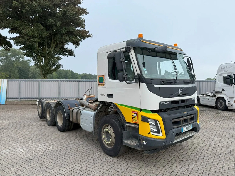 Volvo FMX 450 / ENGINE RUNNING / 8X4 / VEB / ONLY:260642 KM / PTO / LIFT+LENKACHSE / ALCOA / AUTOMATIC / EURO-6 / 2014 - Podvozek s kabinou: obrázek 2 Volvo FMX 450 / ENGINE RUNNING / 8X4 / VEB / ONLY:260642 KM / PTO / LIFT+LENKACHSE / ALCOA / AUTOMATIC / EURO-6 / 2014 - Podvozek s kabinou: obrázek 2