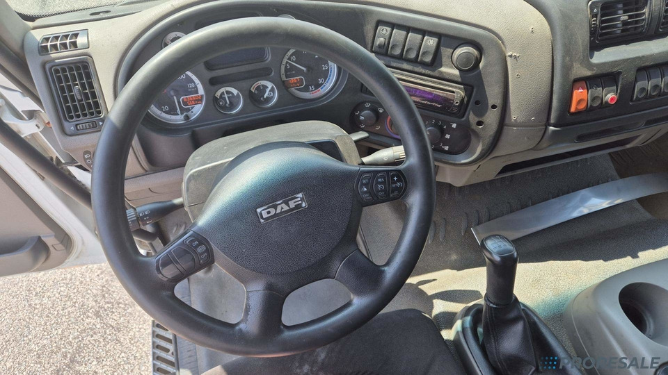 DAF FA LF 45.220 G12 EURO 5/EEV - skříňový + hydraulické čelo SAXAS - Skříňový nákladní auto: obrázek 5 DAF FA LF 45.220 G12 EURO 5/EEV - skříňový + hydraulické čelo SAXAS - Skříňový nákladní auto: obrázek 5