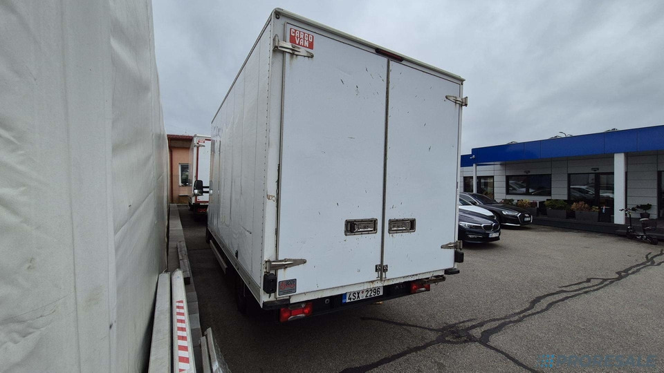 IVECO DAILY 35S16 skříň - 8 palet - Dodávka skřín: obrázek 3 IVECO DAILY 35S16 skříň - 8 palet - Dodávka skřín: obrázek 3