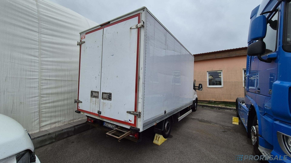 IVECO DAILY 35S16 skříň - 8 palet - Dodávka skřín: obrázek 4 IVECO DAILY 35S16 skříň - 8 palet - Dodávka skřín: obrázek 4