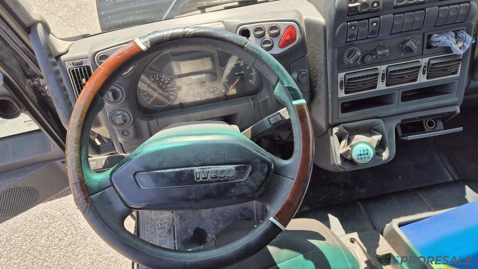 IVECO EUROCARGO ML 75E18 - valník s plachtou + zvedací čelo 1 t - Plachtový nákladní auto: obrázek 5 IVECO EUROCARGO ML 75E18 - valník s plachtou + zvedací čelo 1 t - Plachtový nákladní auto: obrázek 5