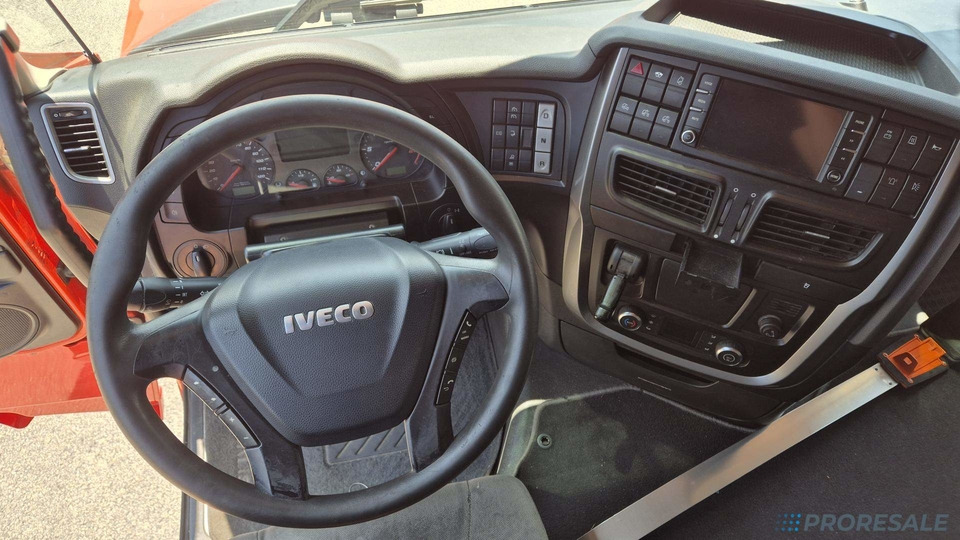 IVECO STRALIS AS 190S42 EURO 6 - valník s plachtou + hydraulické čelo - Plachtový nákladní auto: obrázek 5 IVECO STRALIS AS 190S42 EURO 6 - valník s plachtou + hydraulické čelo - Plachtový nákladní auto: obrázek 5