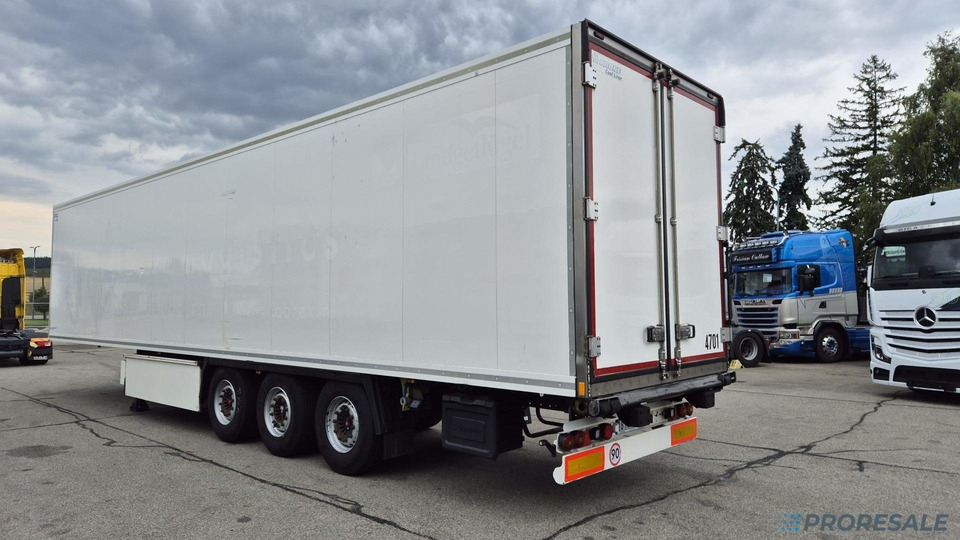 KRONE COOL LINER SD mrazírenský - MULTITEMP - dělící stěna + agregát CARRIER VECTOR 1950 Mt - Chladírenský návěs: obrázek 3 KRONE COOL LINER SD mrazírenský - MULTITEMP - dělící stěna + agregát CARRIER VECTOR 1950 Mt - Chladírenský návěs: obrázek 3