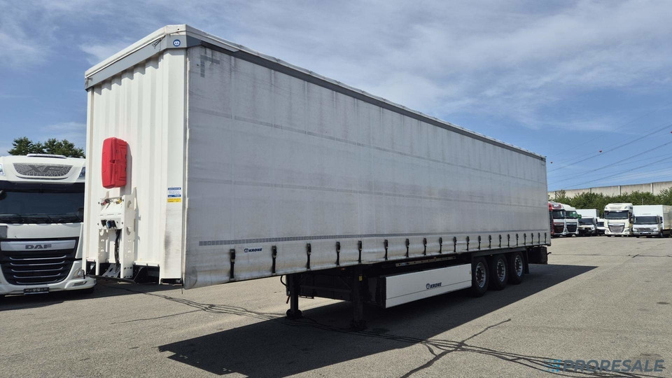 KRONE SD PROFI LINER + paletový koš + 2 x zvedací náprava - Plachtový návěs: obrázek 2 KRONE SD PROFI LINER + paletový koš + 2 x zvedací náprava - Plachtový návěs: obrázek 2