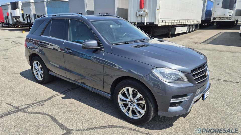 MERCEDES-BENZ ML 350 BLUETEC 4MATIC - Osobní auto: obrázek 1 MERCEDES-BENZ ML 350 BLUETEC 4MATIC - Osobní auto: obrázek 1
