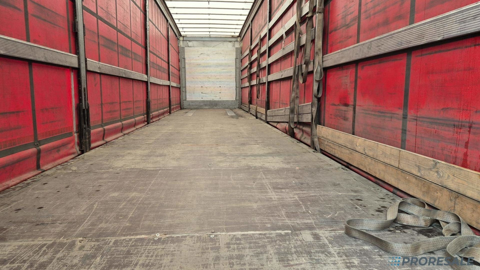 SCHMITZ CARGOBULL SCB S3T MEGA - Plachtový návěs: obrázek 4 SCHMITZ CARGOBULL SCB S3T MEGA - Plachtový návěs: obrázek 4