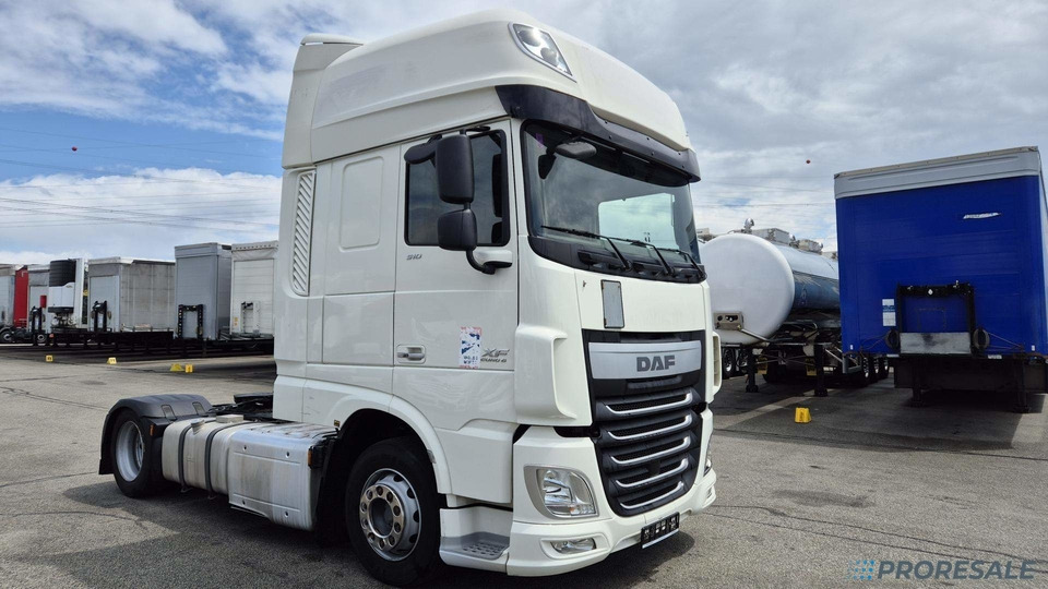 DAF XF 510 FT LOW DECK SSC EURO 6 - Tahač: obrázek 1 DAF XF 510 FT LOW DECK SSC EURO 6 - Tahač: obrázek 1