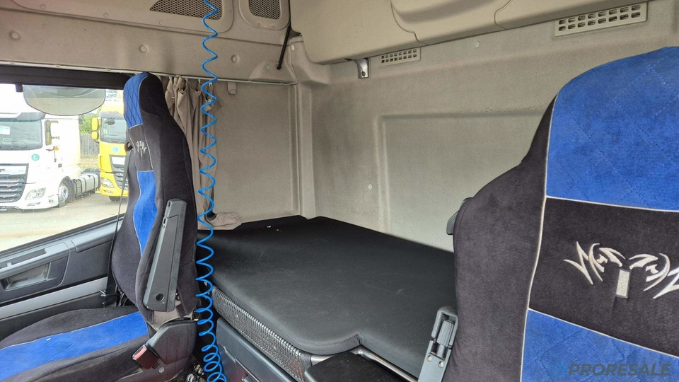 IVECO STRALIS AS440/48T LOW DECK EURO 6 - Tahač: obrázek 4 IVECO STRALIS AS440/48T LOW DECK EURO 6 - Tahač: obrázek 4