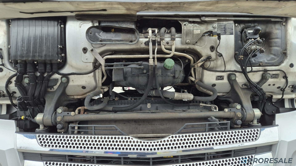 Tahač MERCEDES-BENZ ACTROS 1845 LS GIGA EURO 6: obrázek 8 Tahač MERCEDES-BENZ ACTROS 1845 LS GIGA EURO 6: obrázek 8