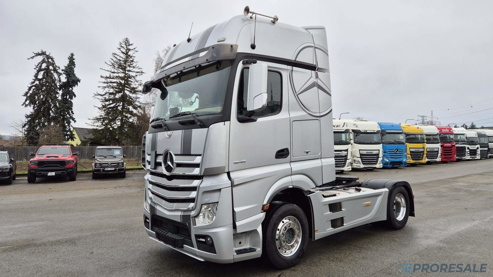 MERCEDES-BENZ ACTROS 1845 LS GIGA EURO 6 - Tahač: obrázek 2 MERCEDES-BENZ ACTROS 1845 LS GIGA EURO 6 - Tahač: obrázek 2