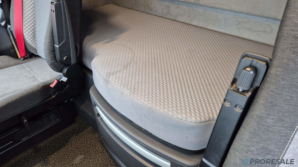 RENAULT T 520 HD001 EURO 6 + HYDRAULIKA - Tahač: obrázek 5 RENAULT T 520 HD001 EURO 6 + HYDRAULIKA - Tahač: obrázek 5