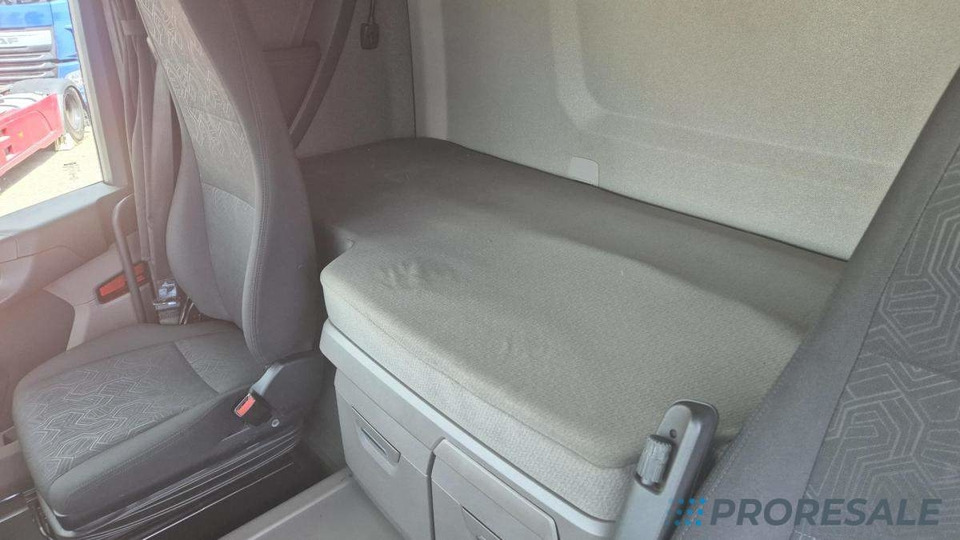 SCANIA R450 N323 LOW DECK EURO 6 - Tahač: obrázek 5 SCANIA R450 N323 LOW DECK EURO 6 - Tahač: obrázek 5