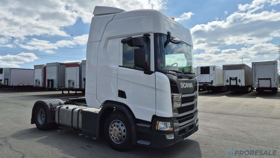 SCANIA R450 N323 TOP LINE EURO 6 - plná ADR - Tahač: obrázek 1 SCANIA R450 N323 TOP LINE EURO 6 - plná ADR - Tahač: obrázek 1