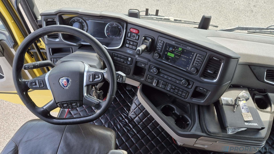 SCANIA S450 N323 NGS TOP LINE EURO 6 - Tahač: obrázek 4 SCANIA S450 N323 NGS TOP LINE EURO 6 - Tahač: obrázek 4