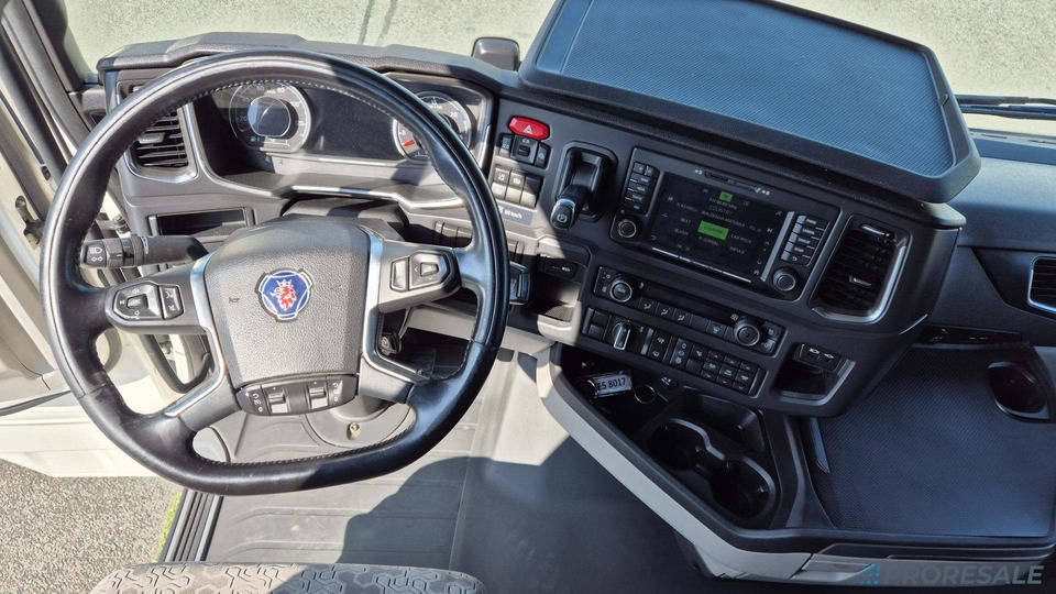 SCANIA S500 N323 NGS TOP LINE LOW DECK EURO 6 - Tahač: obrázek 4 SCANIA S500 N323 NGS TOP LINE LOW DECK EURO 6 - Tahač: obrázek 4