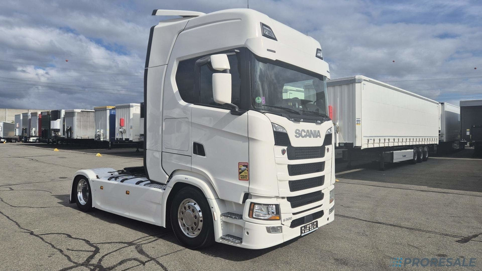 SCANIA S500 N323 NGS TOP LINE LOW DECK EURO 6 - Tahač: obrázek 1 SCANIA S500 N323 NGS TOP LINE LOW DECK EURO 6 - Tahač: obrázek 1