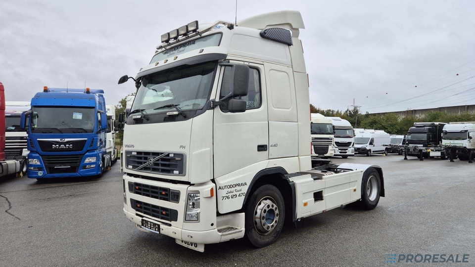 VOLVO FH 13.440 42T EURO 5 - Tahač: obrázek 2 VOLVO FH 13.440 42T EURO 5 - Tahač: obrázek 2