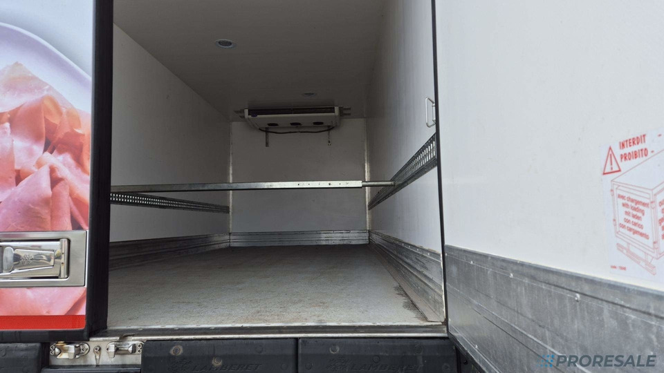 VOLVO FL 250 BB EURO 6 - mrazírna + CARRIER XARIOS 600 EL MAXI - Chladírenský nákladní automobil: obrázek 5 VOLVO FL 250 BB EURO 6 - mrazírna + CARRIER XARIOS 600 EL MAXI - Chladírenský nákladní automobil: obrázek 5