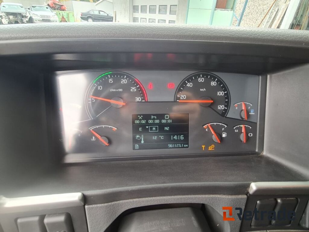 Nákladní automobil valníkový/ Plošinový, Auto s hydraulickou rukou 2010mod. VOLVO FM 400HK: obrázek 16 Nákladní automobil valníkový/ Plošinový, Auto s hydraulickou rukou 2010mod. VOLVO FM 400HK: obrázek 16